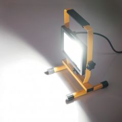 Wydajna lampa robocza 2200 lumenów, 2 image