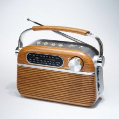 Radio przenośne z oldschoolowym designem, 4 image